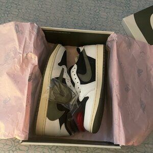 Travis Scott  Air Jordan 1 Retro Low OG 'Olive' Size 10M/11.5W